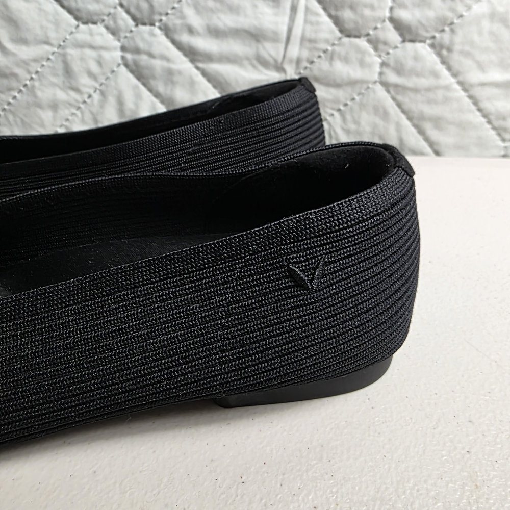 Vivaia Margot 2.0 Square Toe V-Cut Women's
Size 40 - Picture 7 of 9